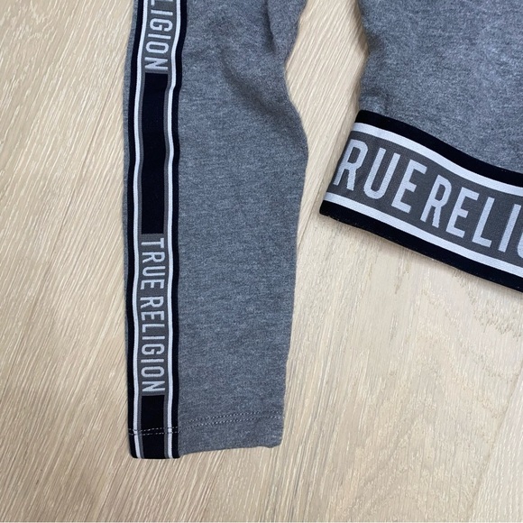 True Religion Cropped Zip up Sweater. Women’s xs - Picture 3 of 11